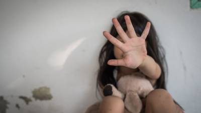 Трое бедуинов подозреваются в групповом изнасиловании 10-летней девочки в Рамат ха-Негеве