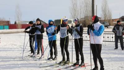 150 жителей Соль-Илецка выходные провели на лыжне