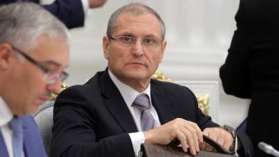 СМИ сообщили об отставке вице-губернатора Петербурга Елина