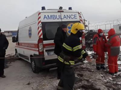 В Херсонской области спасатели вытянули живым из-подо льда 12-летнего мальчика