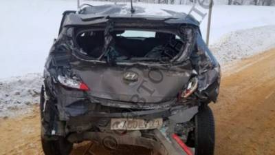 В неравном поединке сошлись грузовой и легковой Hyundai в Тульской области