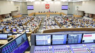 Депутаты ГД хотят вернуть работающим россиянам индексацию пенсий