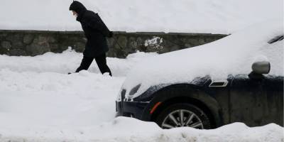 Снегопады в Украине: в трех областях остаются в действии ограничения на движение транспорта — список