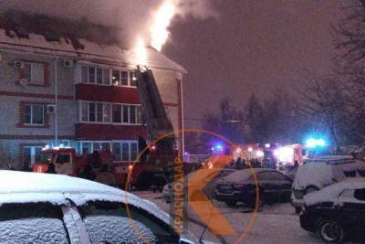 В Краснодаре загорелся жилой дом на площади 200 квадратных метров