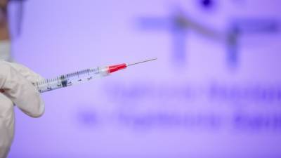 ЮАР отказалась использовать вакцину AstraZeneca из-за низкой эффективности