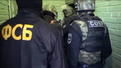 Сборщиков средств для террористов ИГ задержали в Крыму и Татарстане