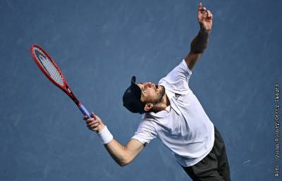 Дебютант Большого шлема Карацев вышел в полуфинал Australian Open