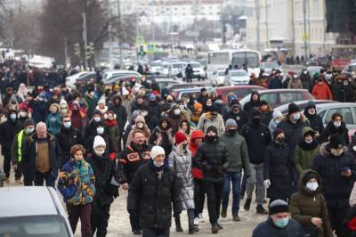 Свердловские депутаты усложнили правила проведения митингов и шествий в регионе