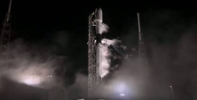 SpaceX запустила миссию Starlink, но первая ступень не смогла вернуться, упала в океан - Видео - ТЕЛЕГРАФ