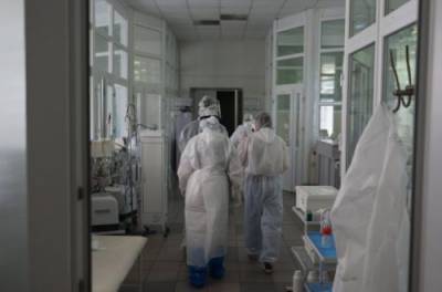 За сутки в Украине заболели коронавирусом 3 143 человек, всего зараженных - 1,276 млн