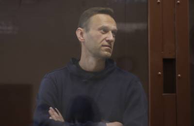 Прокуратура потребовала для Алексея Навального штраф в 950 тысяч рублей за клевету на ветерана