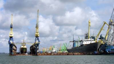 Партия сжиженного природного газа из РФ прибыла в Литву