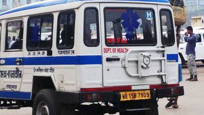В Индии автобус рухнул в канал, 32 человека погибли