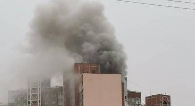 Многоэтажку в Киеве охватил пожар, людей срочно эвакуировали на улицу: "затянуло сильным дымом"