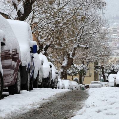 Сильный снегопад привел к транспортному коллапсу в Афинах