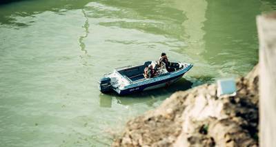 В Тбилиси спасли из реки тонущую женщину