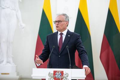 Президент Литвы выступил за диалог с Россией