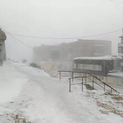 Штормовое предупреждение объявлено во всей Сахалинской области из-за циклона
