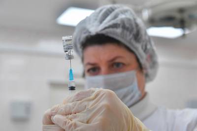Российские вакцины испытали против британского штамма COVID-19
