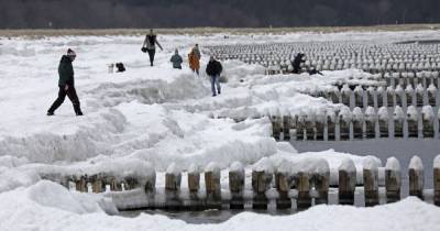Ледяное цунами: из-за сильных морозов впервые за несколько лет замерзло Балтийское море