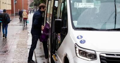 Госдума запретила высаживать из автобусов детей-безбилетников
