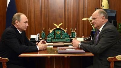 Зюганов планирует обсудить с Путиным бюджетную политику и честные выборы