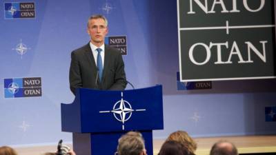 Столтенберг: НАТО готова и противостоять, и сотрудничать с Россией
