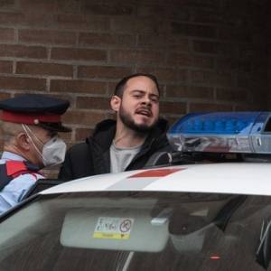Испанский рэпер забаррикадировался в университете, не желая сдаваться полиции. Фото