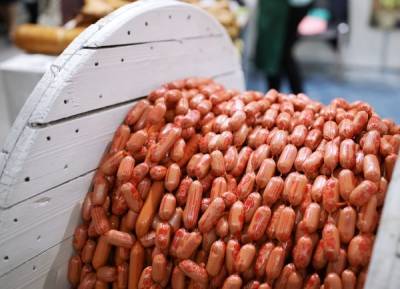 В Минсельхозе опровергли возможное подорожание сосисок и колбасы