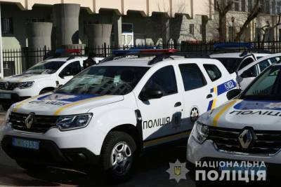 В Луганской области полицейские офицеры общины получили ключи от служебных автомобилей