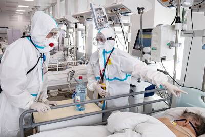 Правительство выделило более 49 млрд рублей на выплаты за борьбу с коронавирусом