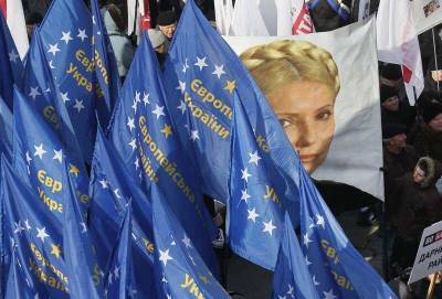Тимошенко: Уже не только бедные люди воют, а и средний класс