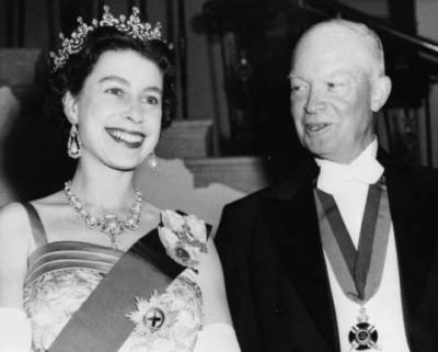 Елизавета II - королева Елизавета - Дуайт Эйзенхауэр - Фото дня: Елизавета II поделилась королевским рецептом с президентом США (ФОТО) - enovosty.com - США - Англия - Шотландия