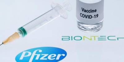 Японские врачи утилизируют миллионы доз вакцины против COVID компаний Pfizer и BioNTech