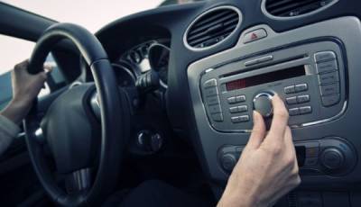 Яку музику небезпечно слухати водіям за кермом
