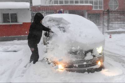 Власти Адыгеи ввели режим повышенной готовности из-за снегопада