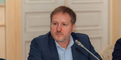 Депутата Киевсовета от Голоса Богатова, который напал на стендапера, могут исключить из партии