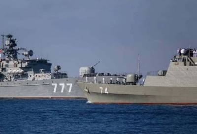 Индия присоединяется к военно-морским учениям Ирана и России