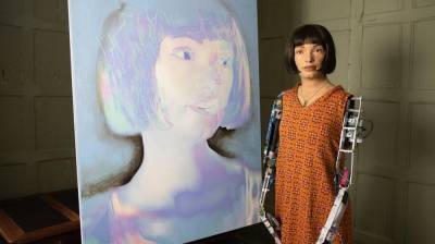 Первая в мире робот-художница проведет свою выставку картин