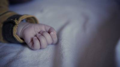 Четырехмесячный малыш отравился молоком пьяной матери и умер на Алтае