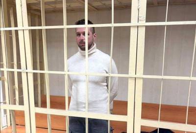 Зеленский оставлен под арестом в Москве