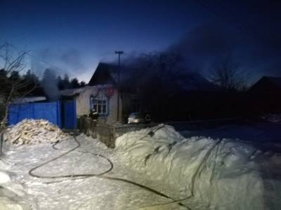 Один ребенок погиб и один пострадал при пожаре в жилом доме под Ульяновском