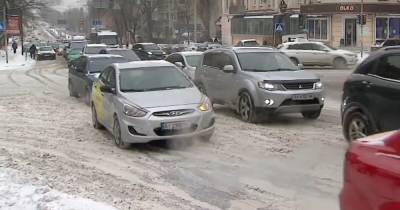 Киев сковали масштабные пробки, где лучше всего объехать ДТП (карта)