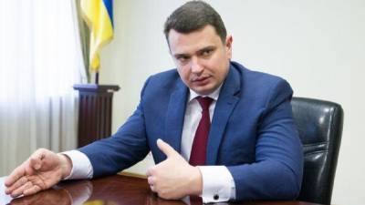 Разрушительные последствия для Украины: ЦПК проанализировал законопроект об увольнении Сытника