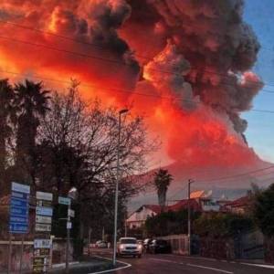 В Италии вновь проснулся вулкан Этна. Фото
