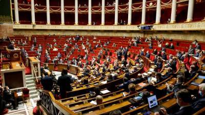 Франция голосует за закон "о борьбе с сепаратизмом"