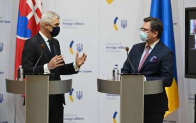 Украина и Словакия договорились провести бизнес-форум