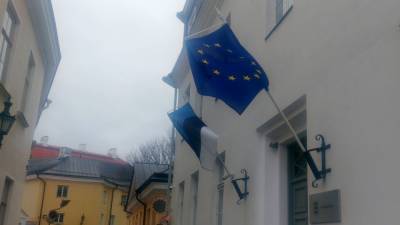 Российские дипломаты осудили призыв Эстонии ввести новые санкции против РФ