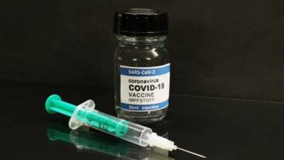 ООН призывает страны "обеспечить вакцинную солидарность" в борьбе с COVID-19