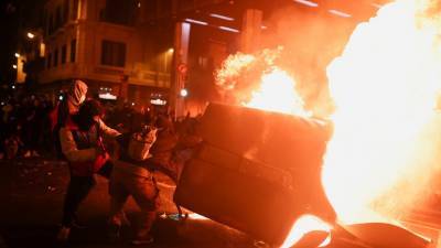 В результате протестов в Испании пострадали около 30 человек